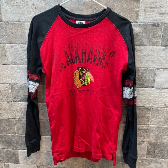 ❤️ NHL CHICAGO BLACKHAWK MEN’S TOP SIZE SMALL HOCKEY - Picture 1 of 4